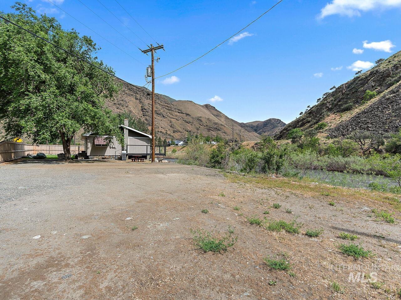 7438 Hwy 95 S Property Photo 16