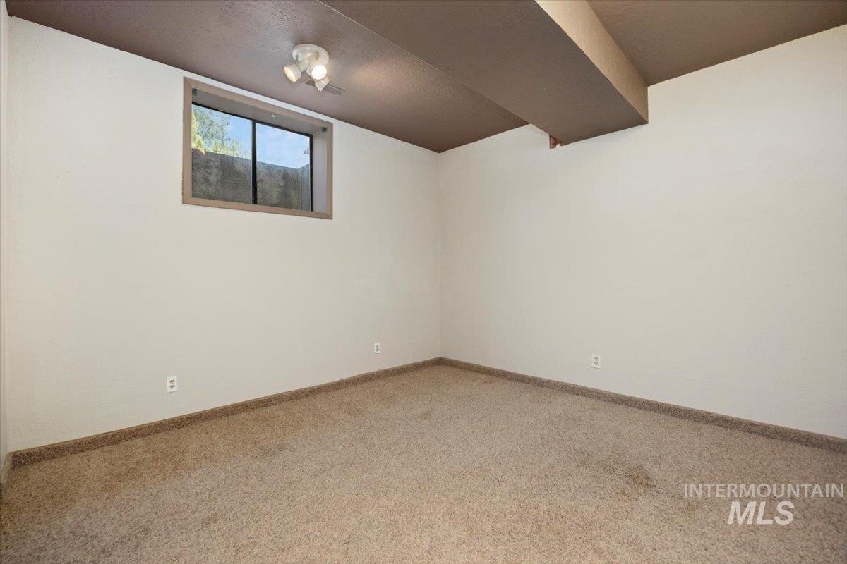 3981 N 3575 E Property Photo 38