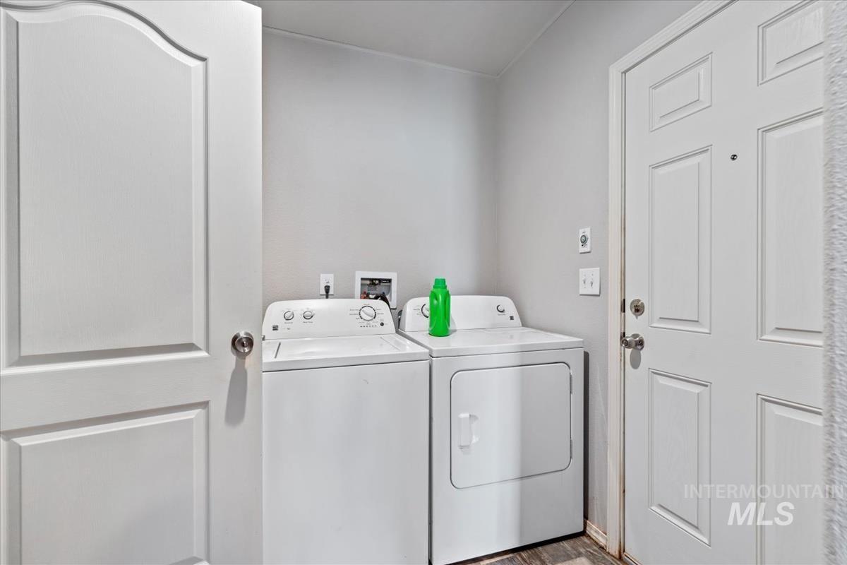 1639 Cuddy View Dr Property Photo 23