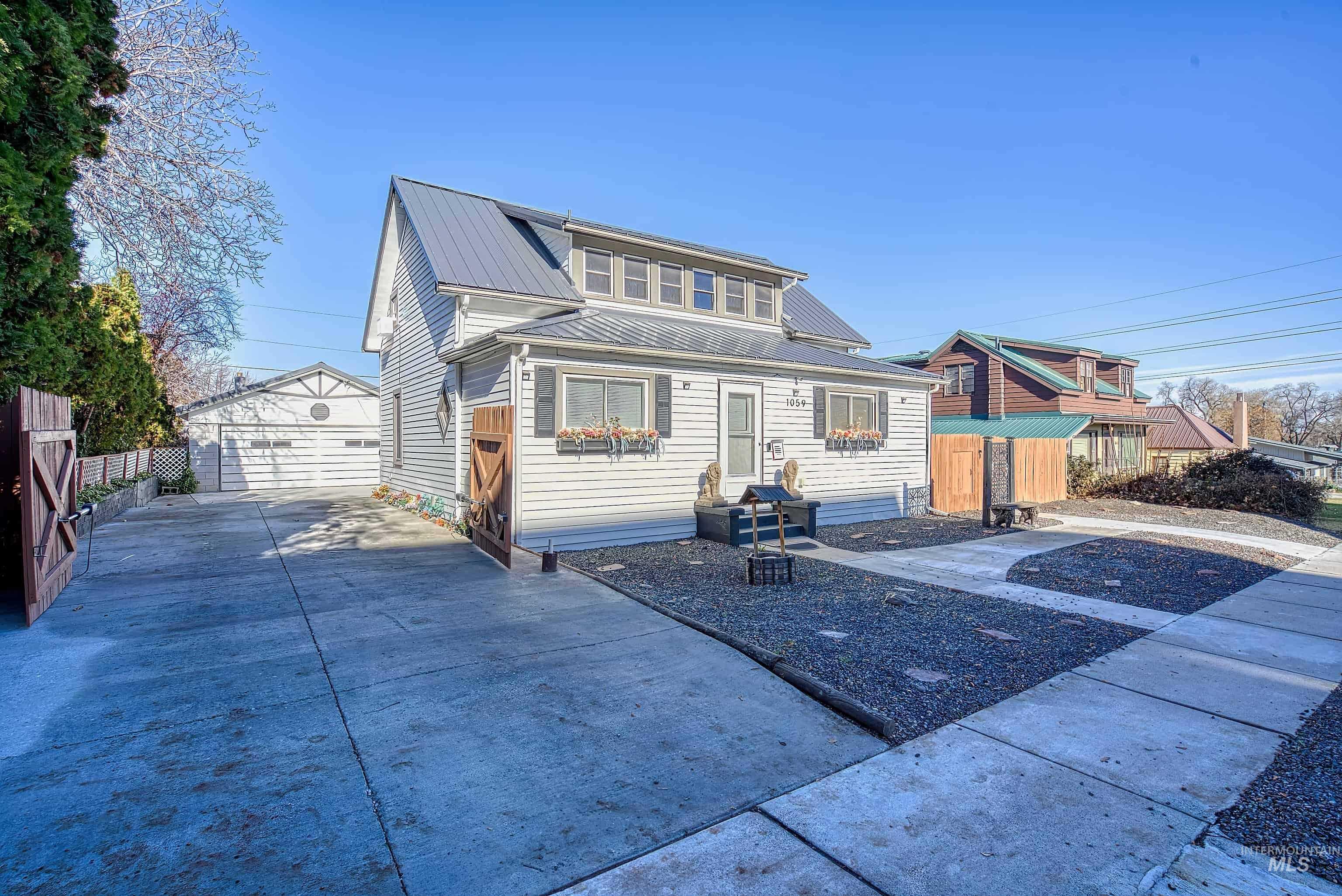 1059 Sw 3rd Ave. Property Photo 2