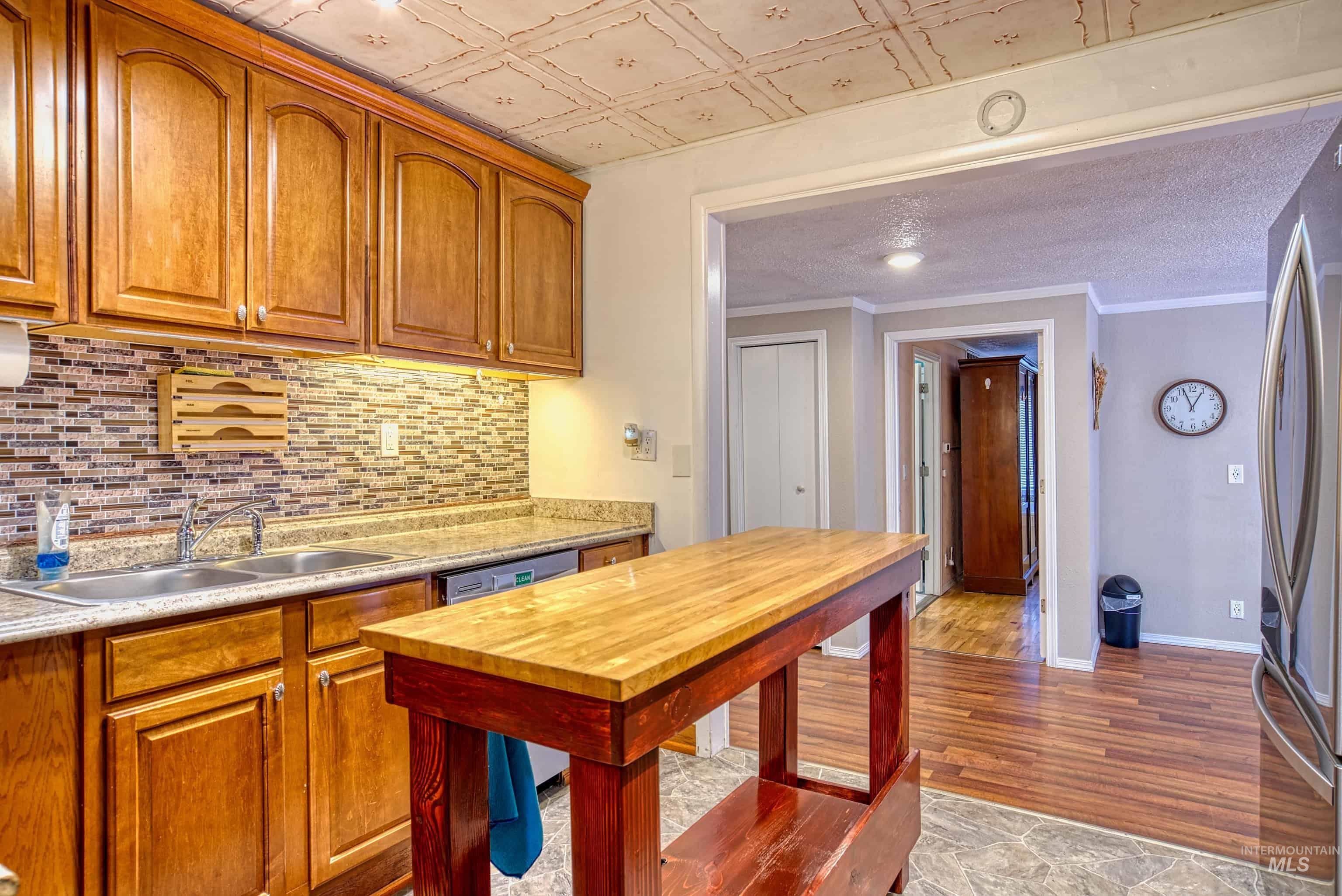 1059 Sw 3rd Ave. Property Photo 10
