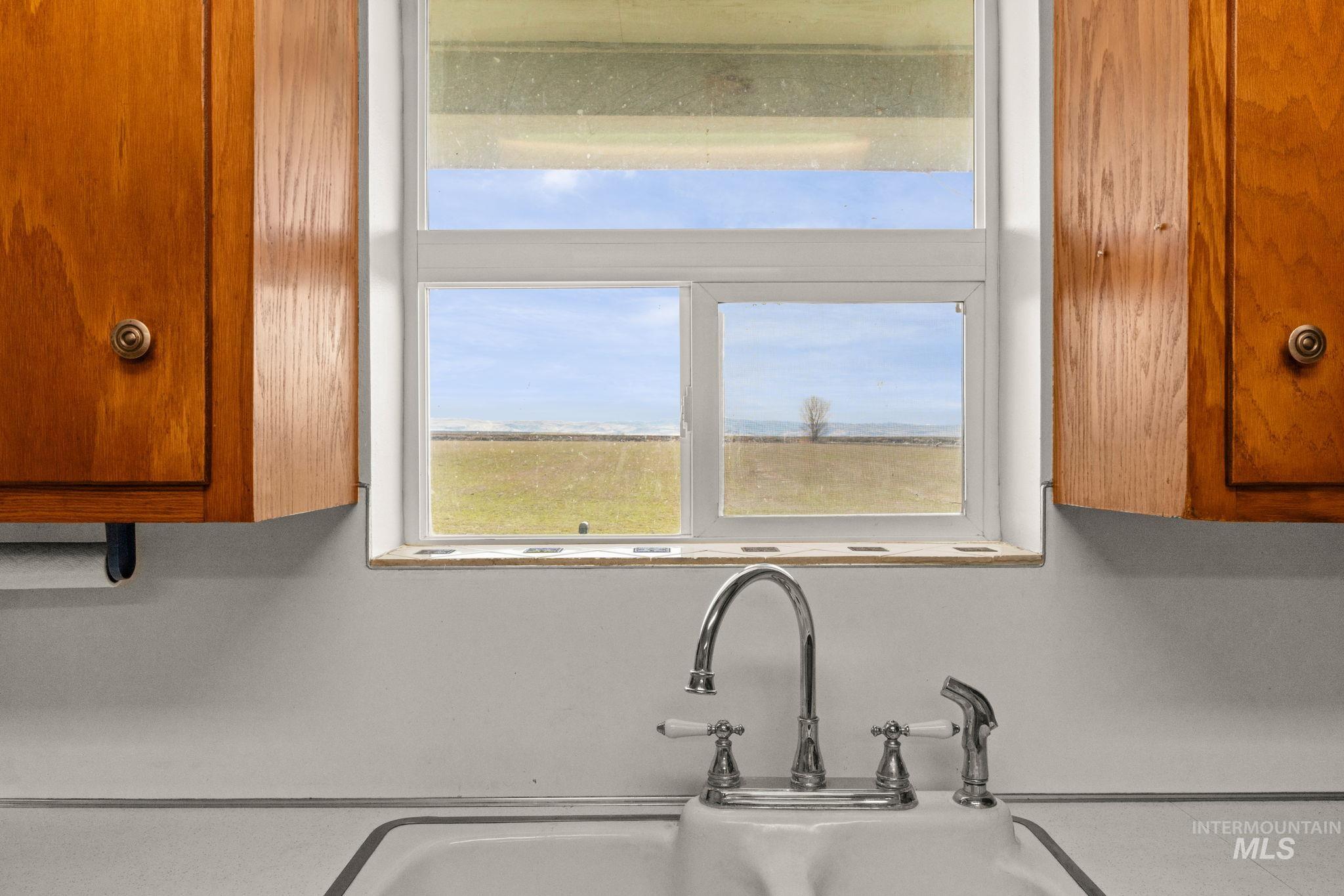 3918 E 3600 N Property Photo 6