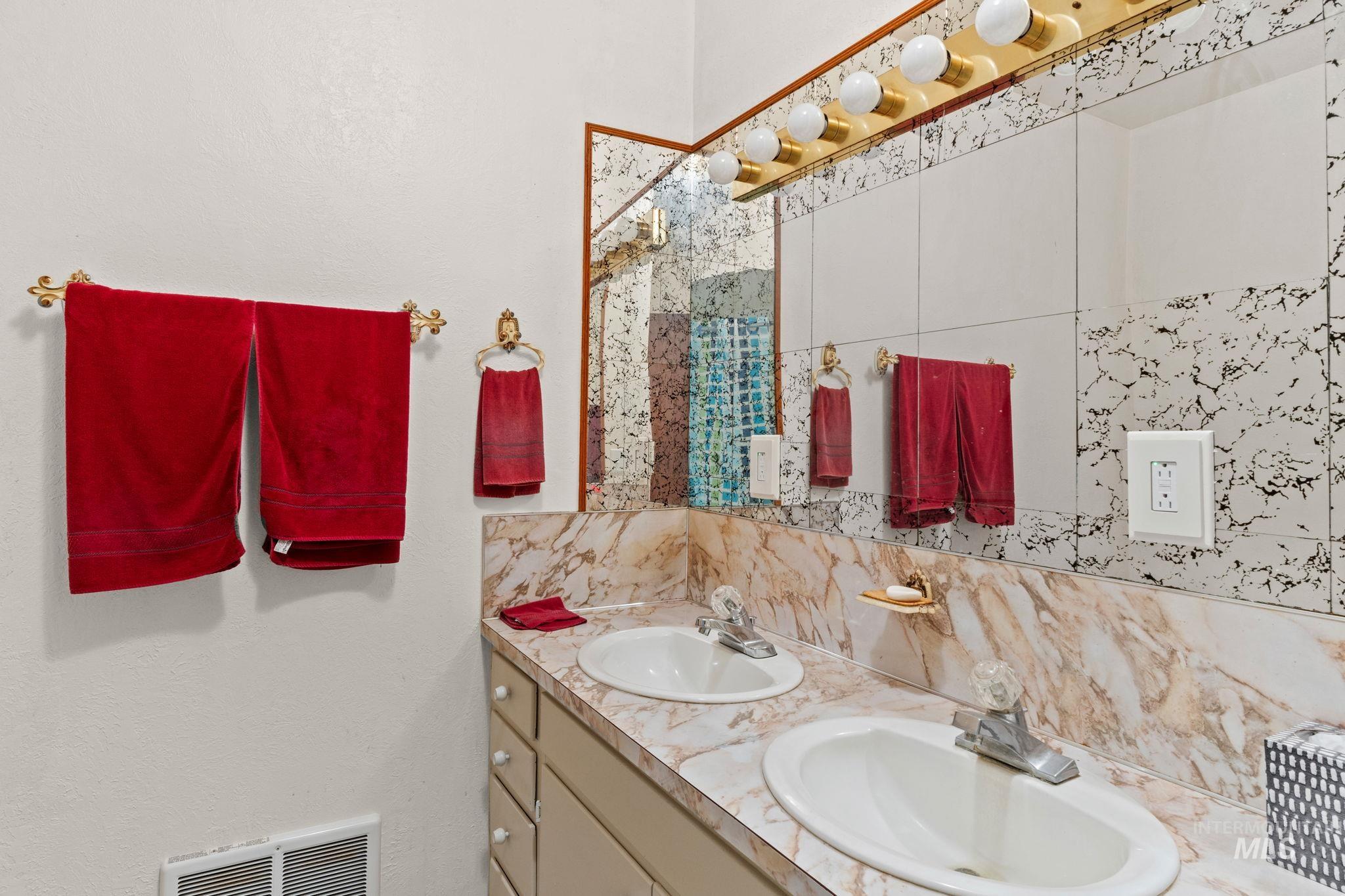3918 E 3600 N Property Photo 13