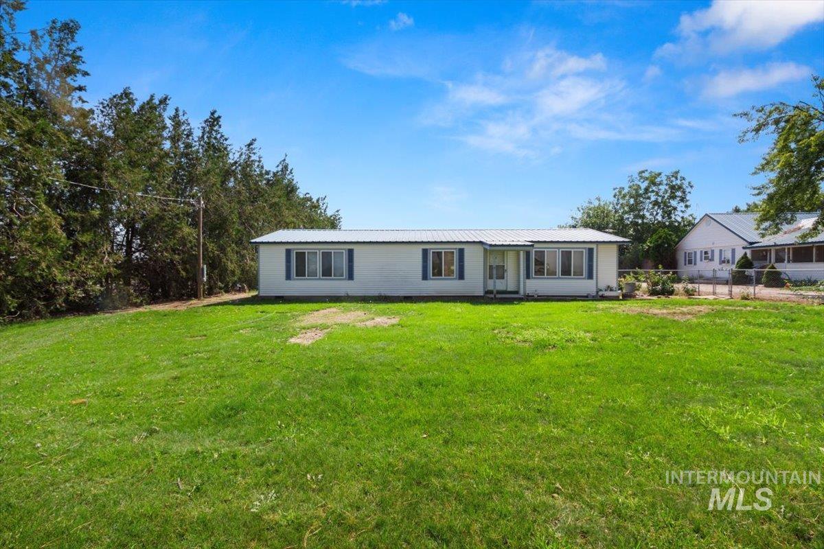 31854 Apple Valley Property Photo 1