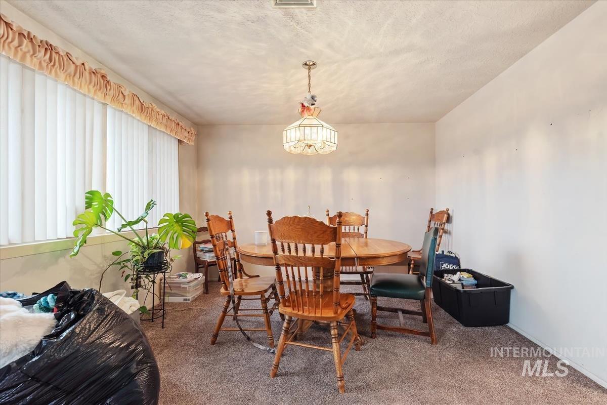 11360 W Lake Hazel Rd Property Photo 8