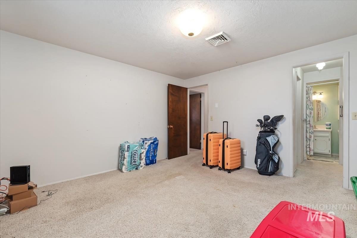 11360 W Lake Hazel Rd Property Photo 19