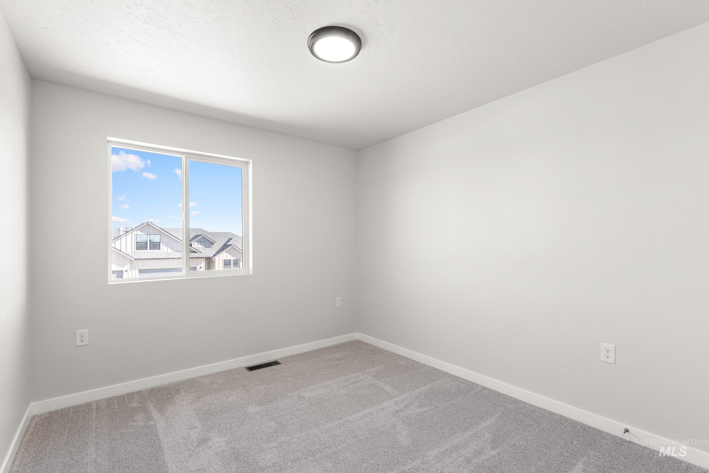17763 N Hugh Glass Way Property Photo 16