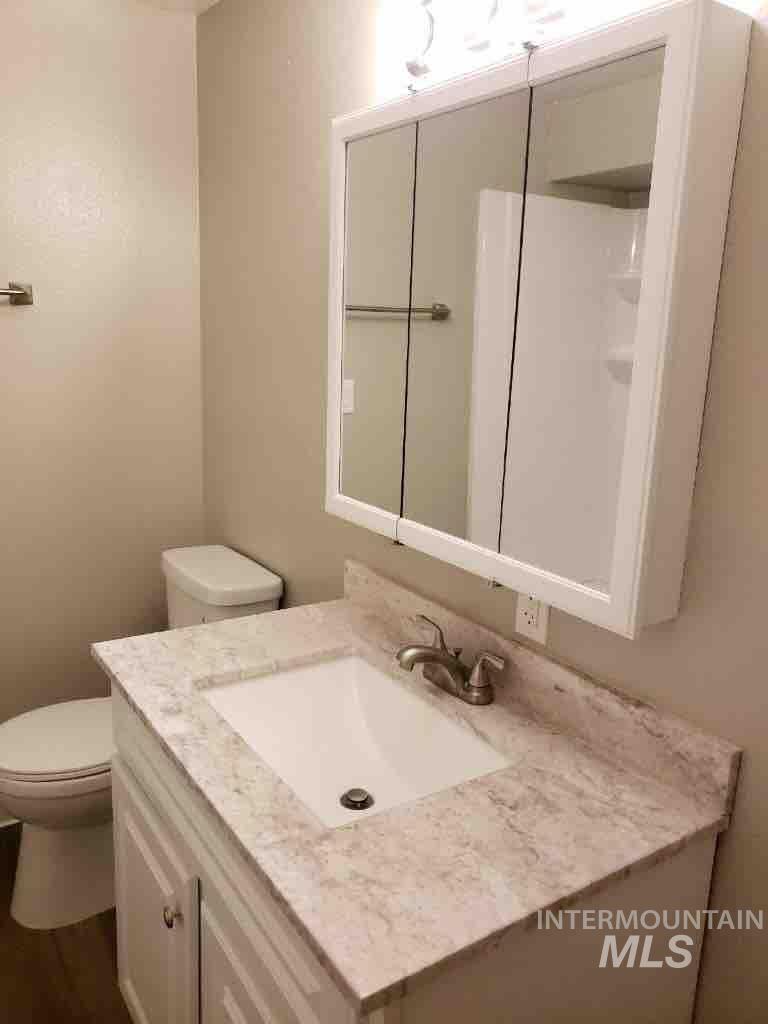 393-399 S White Cloud Dr Property Photo 21