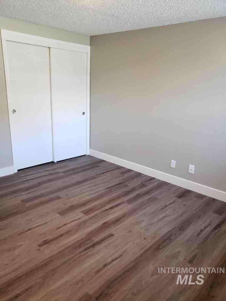 393-399 S White Cloud Dr Property Photo 22