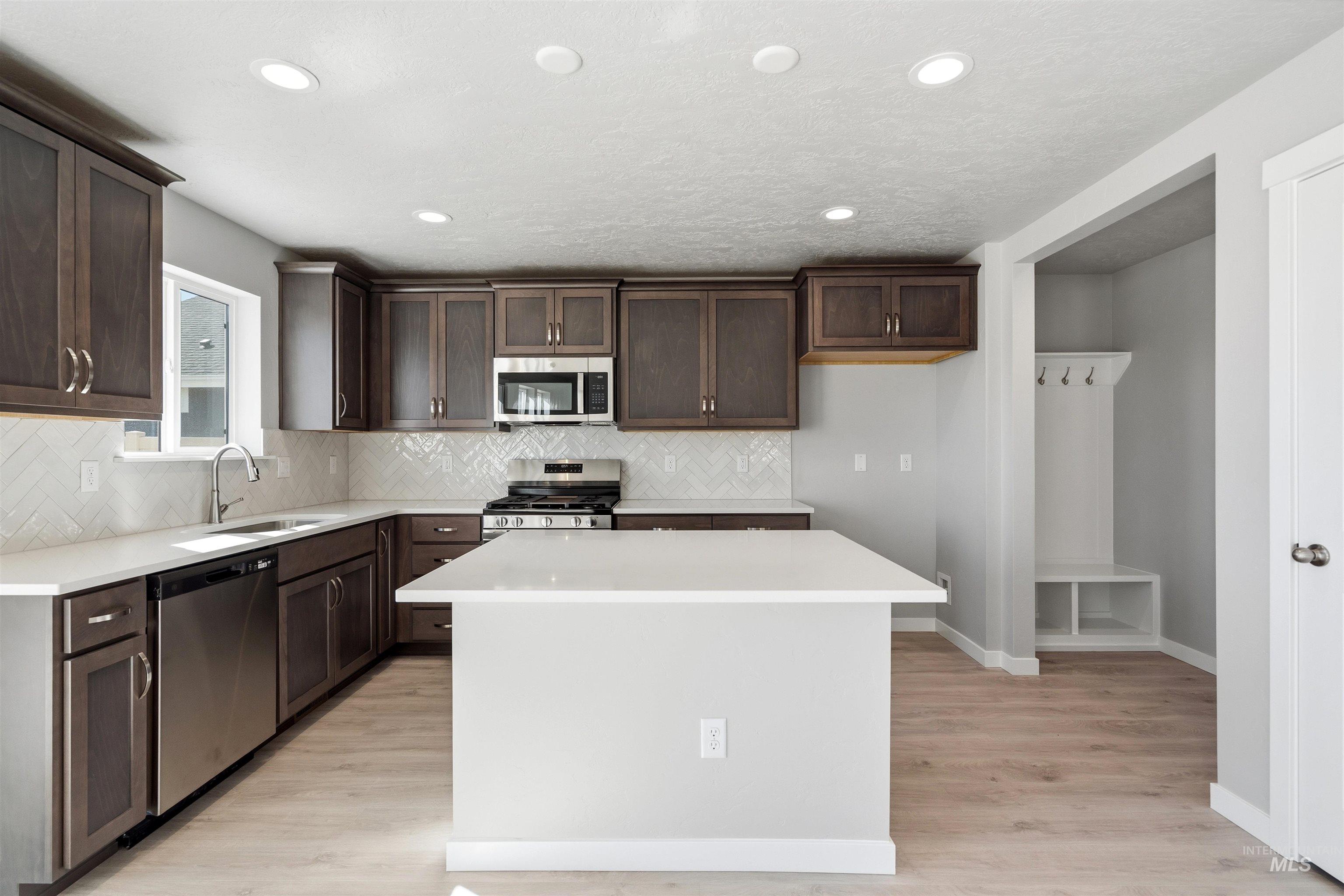 3380 W Caddisfly St. Property Photo 5