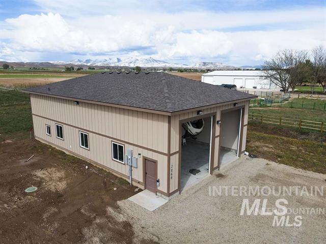 2860 W Idaho Property Photo 3