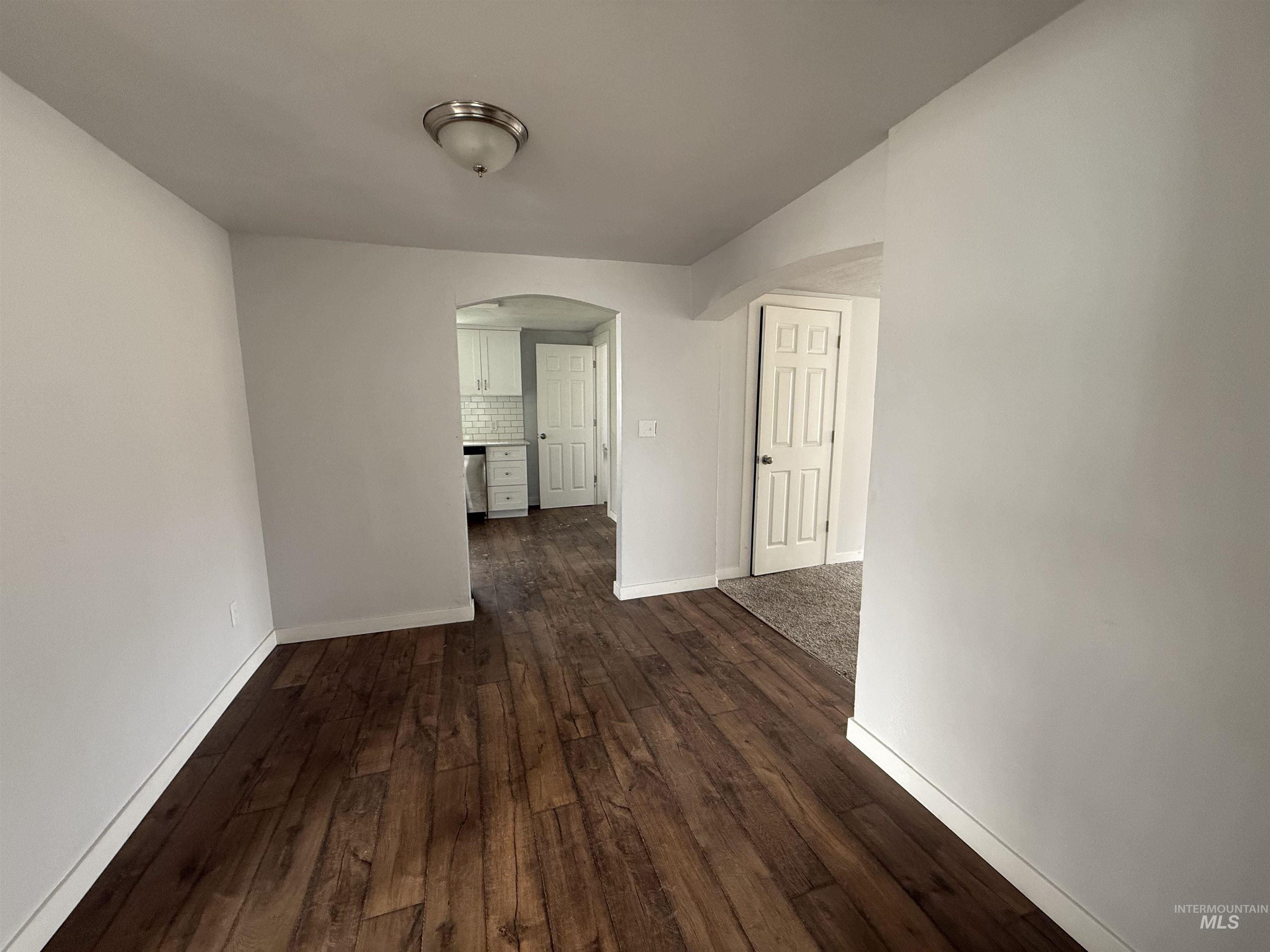 447 1st St N Property Photo 12
