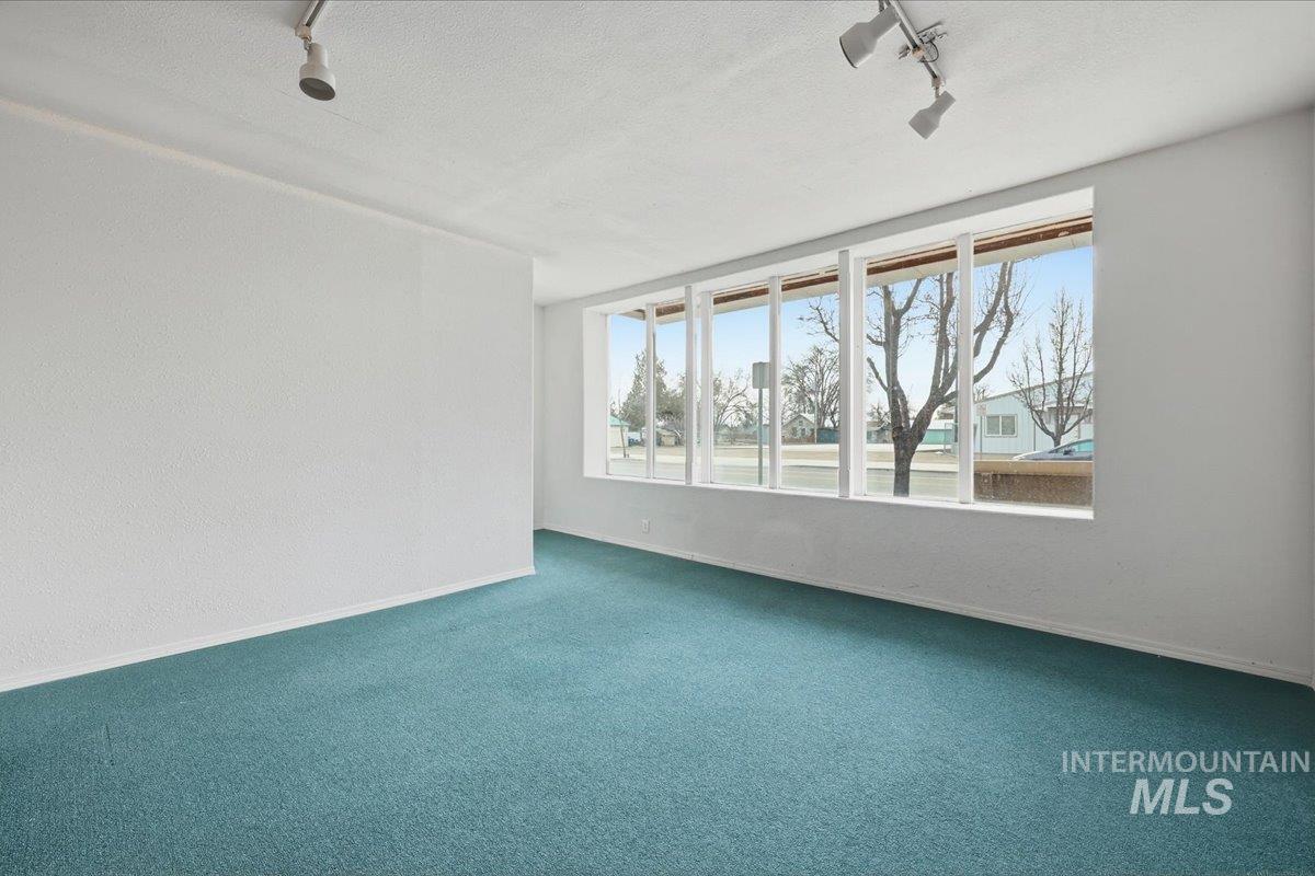 437 Sw 3rd St. Property Photo 15