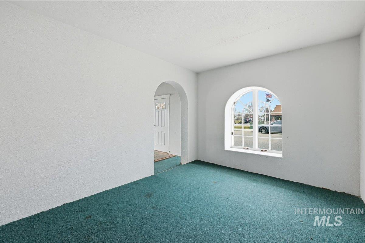437 Sw 3rd St. Property Photo 21