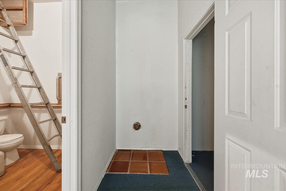 437 Sw 3rd St. Property Photo 36