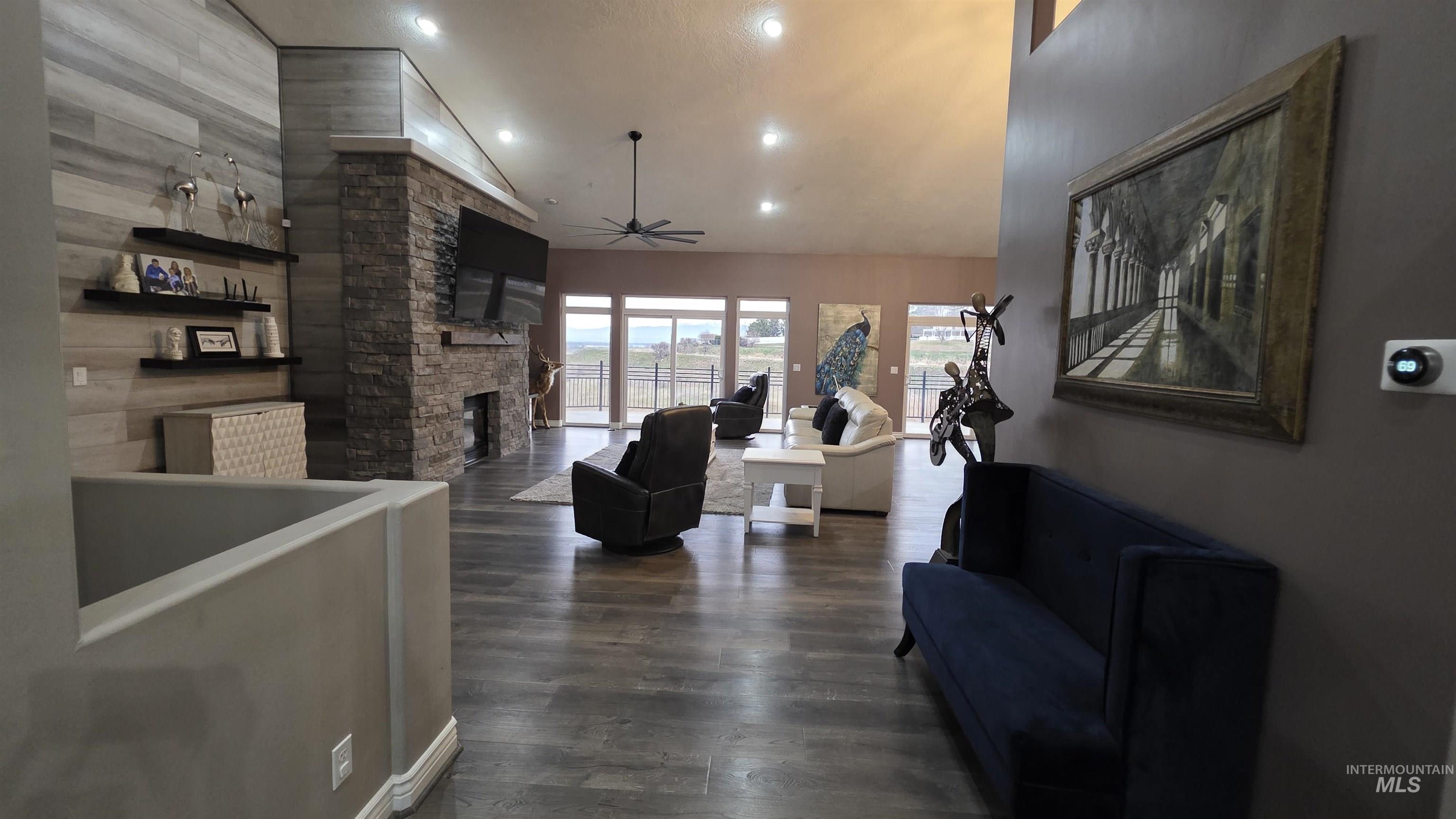 4434 W Vaquero Ln Property Photo 7