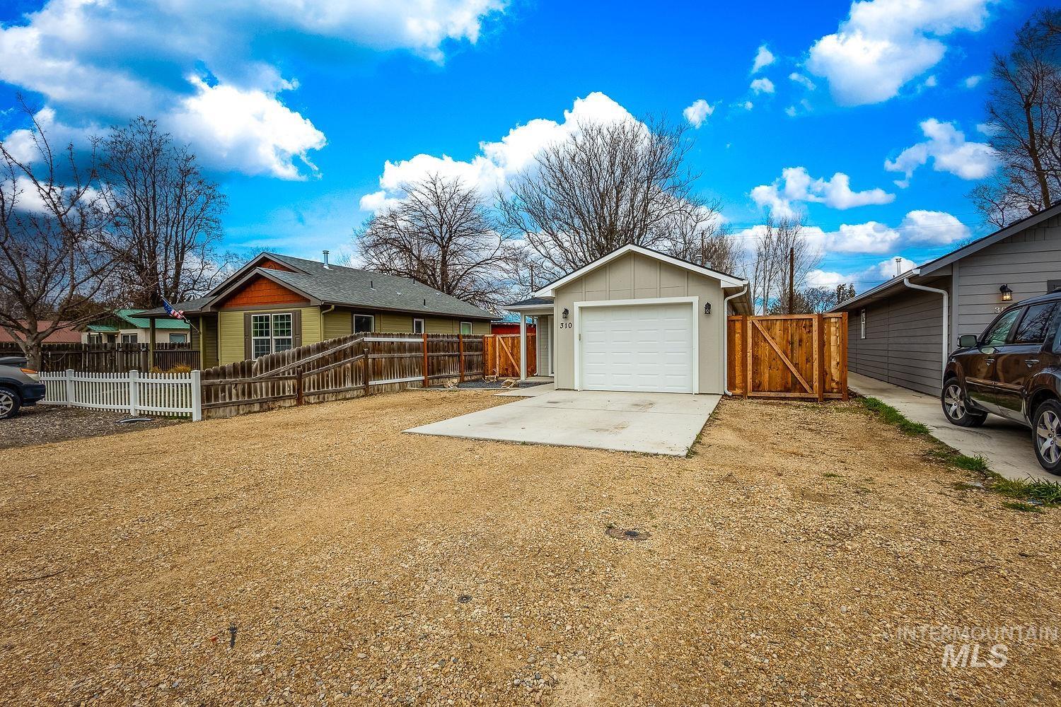310 W Owyhee Ave. Property Photo 5