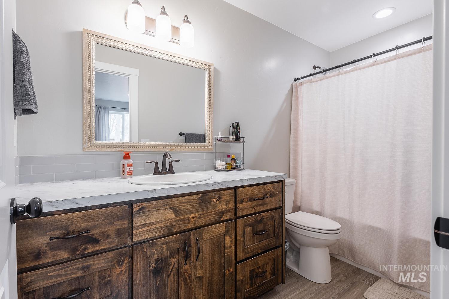 310 W Owyhee Ave. Property Photo 18