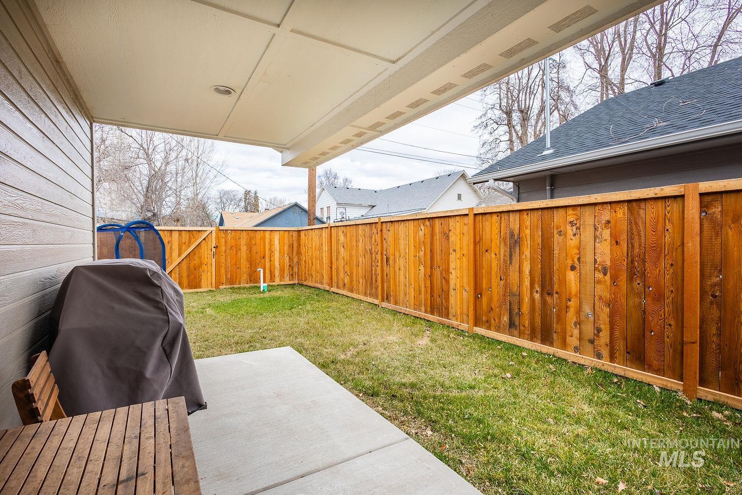 310 W Owyhee Ave. Property Photo 28