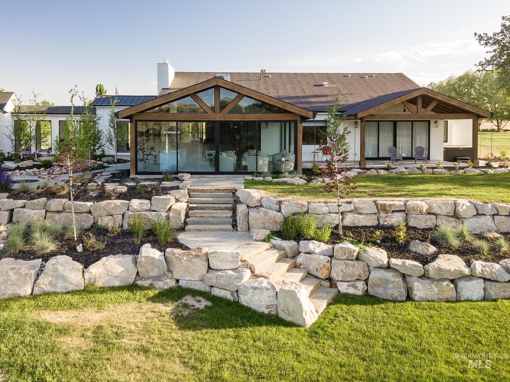 2475 River Ranch Property Photo 8