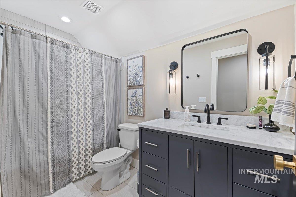 8011 Westridge Ln Property Photo 41