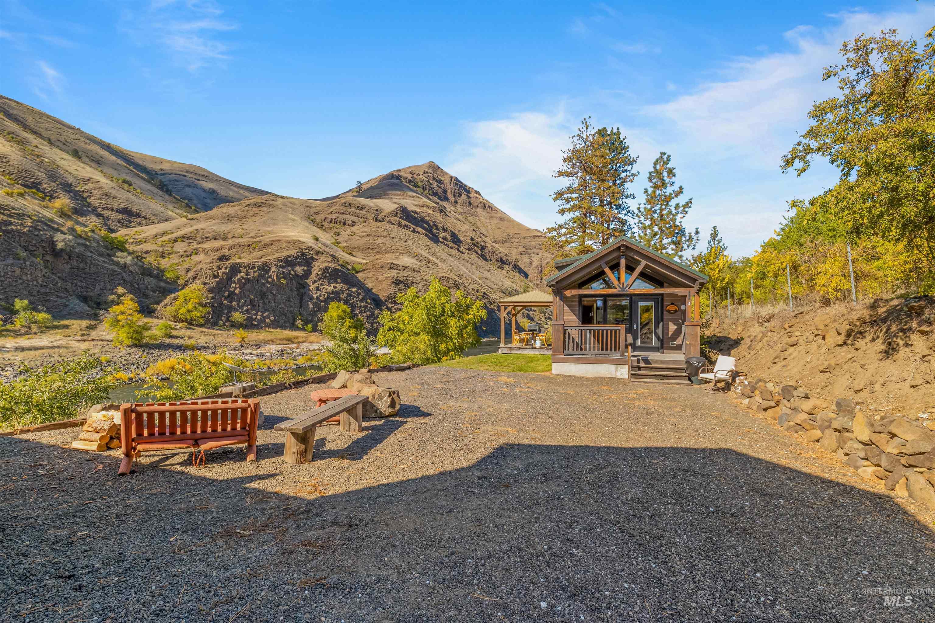 13706 Highway 95 South Property Photo 35