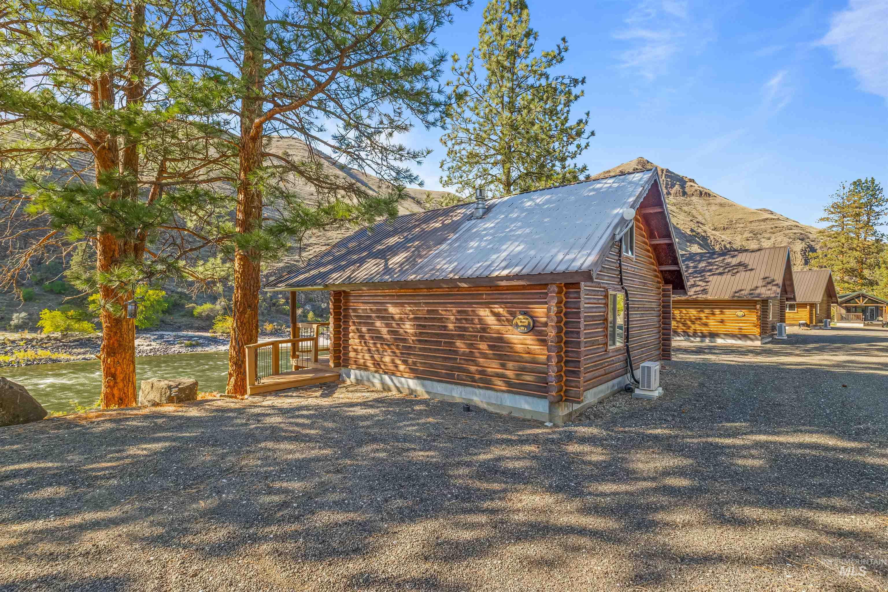 13706 Highway 95 South Property Photo 40