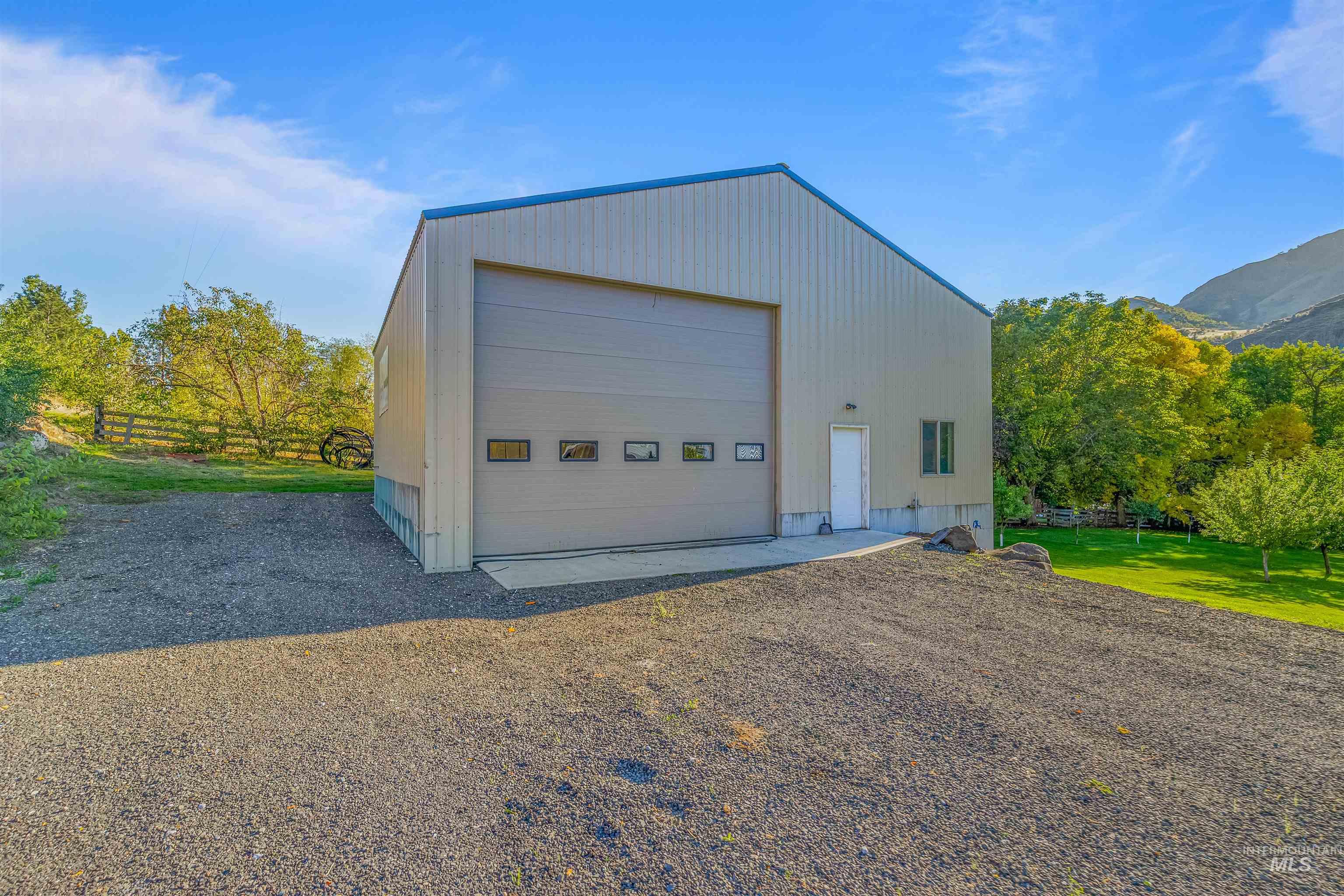 13706 Highway 95 South Property Photo 41