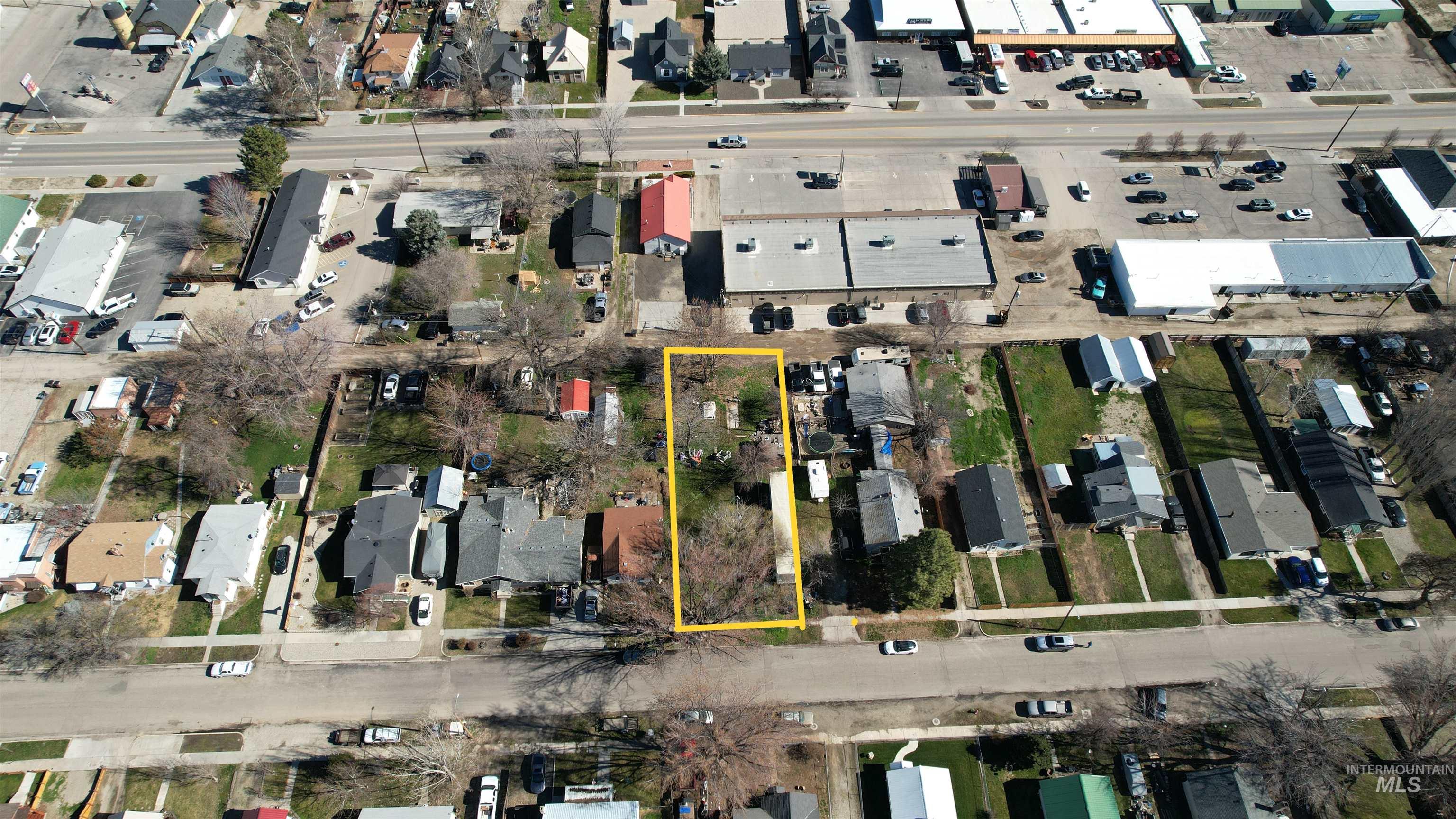 804 S Commercial Property Photo 1