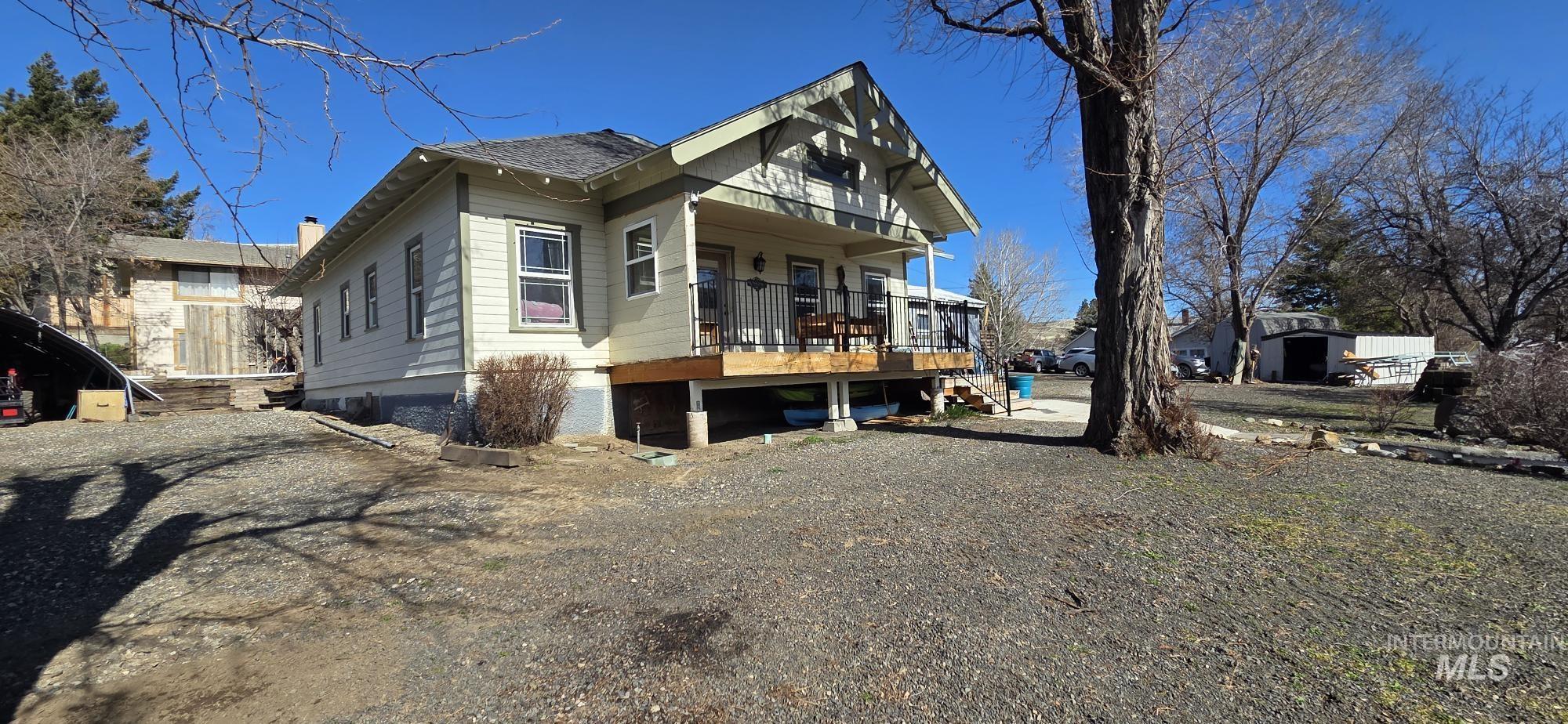 1673 Main Street Property Photo 3