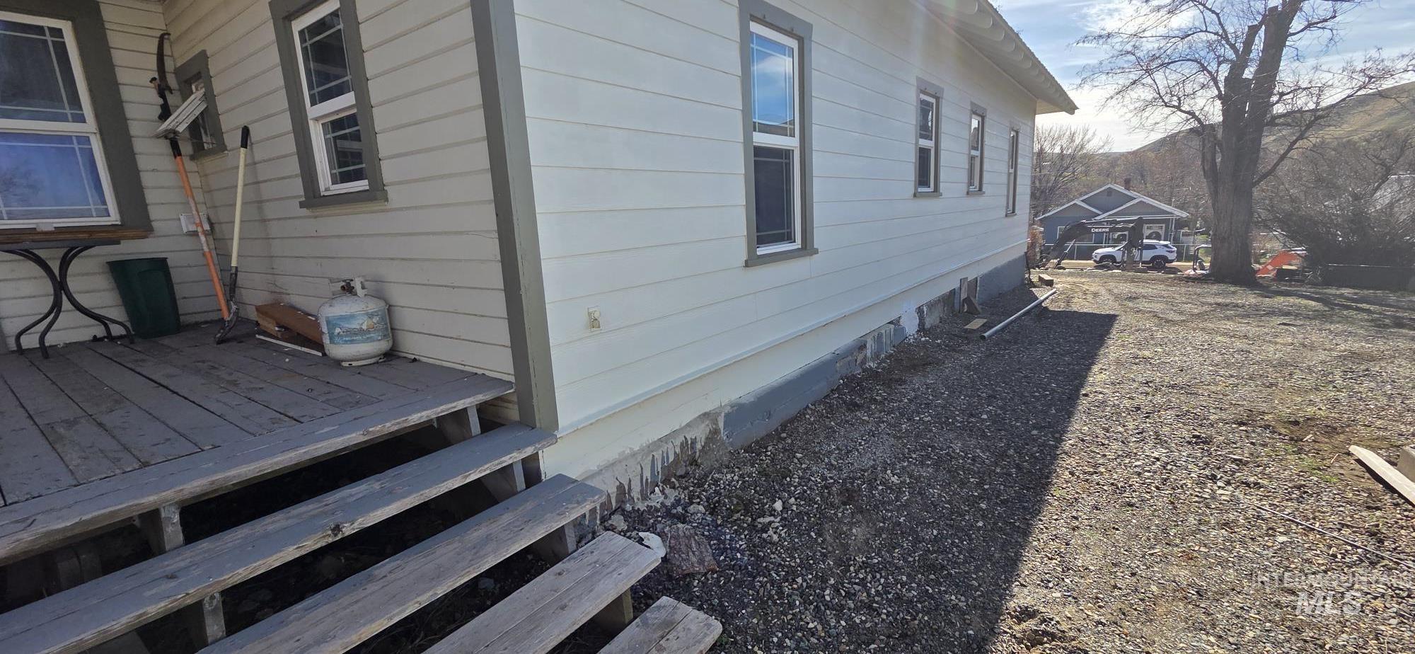 1673 Main Street Property Photo 5