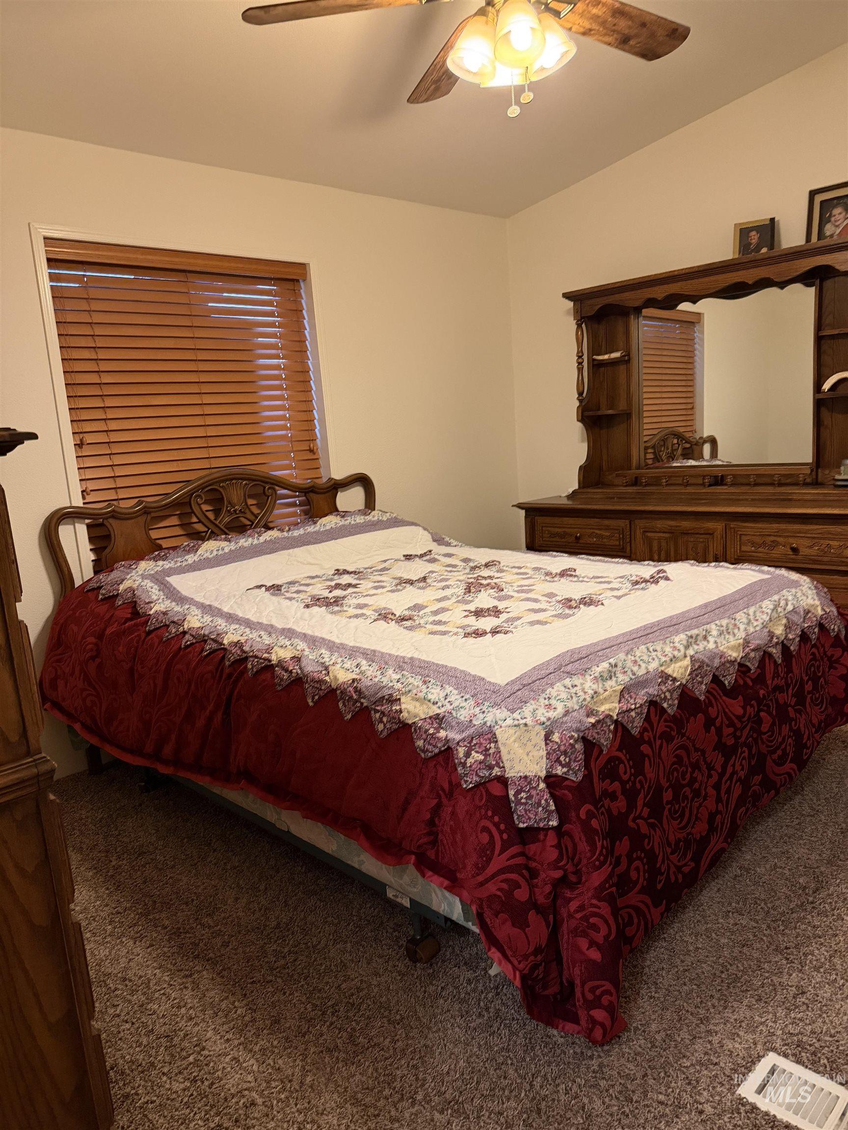 151 Quicksilver Ave. Property Photo 12