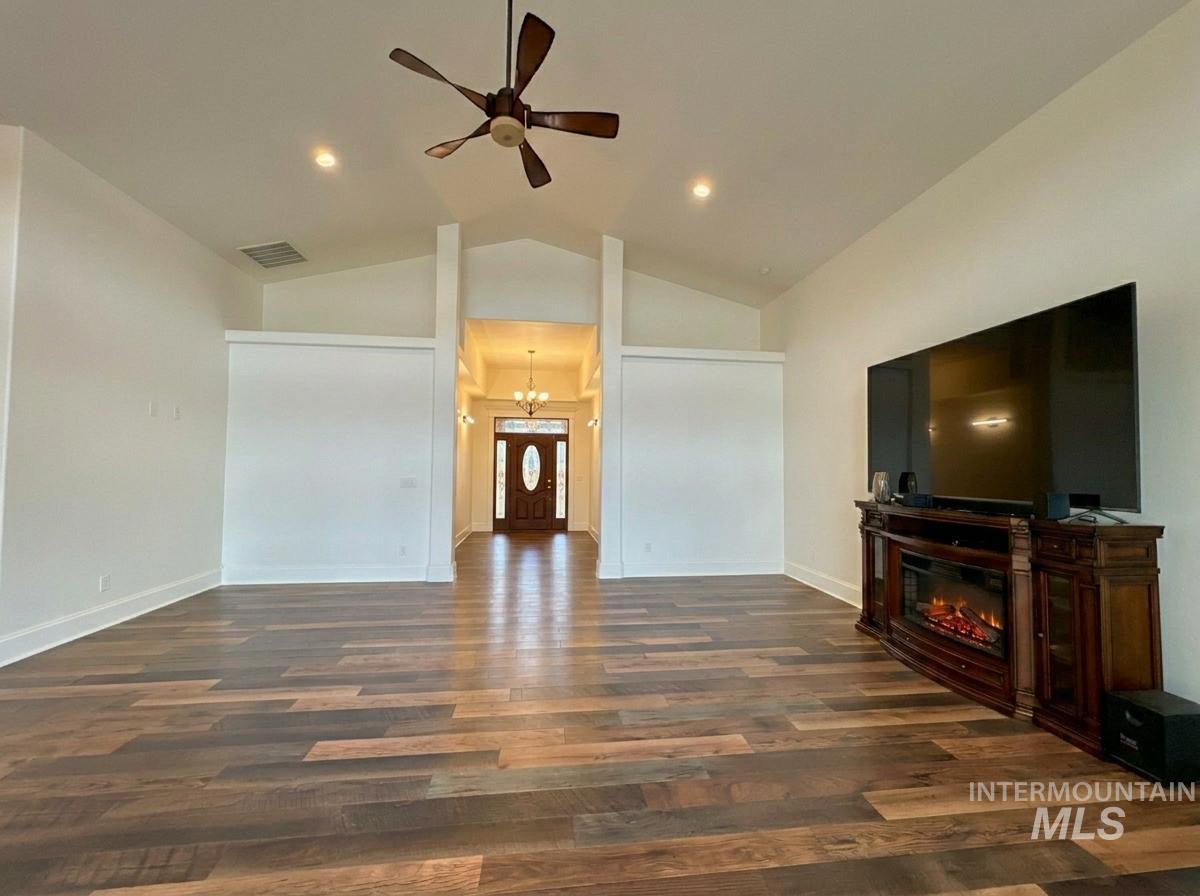 25792 River Road Property Photo 6