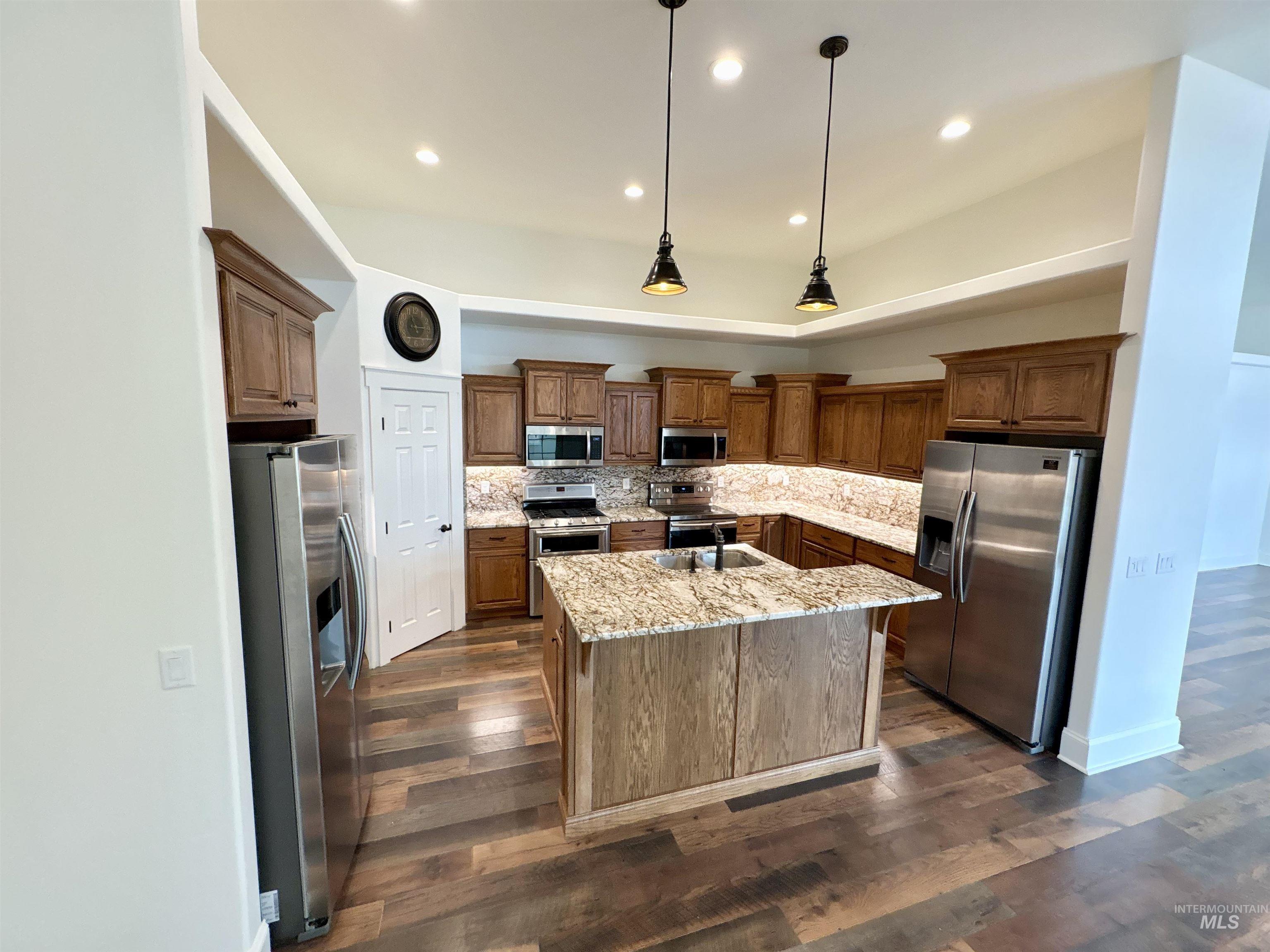 25792 River Road Property Photo 10