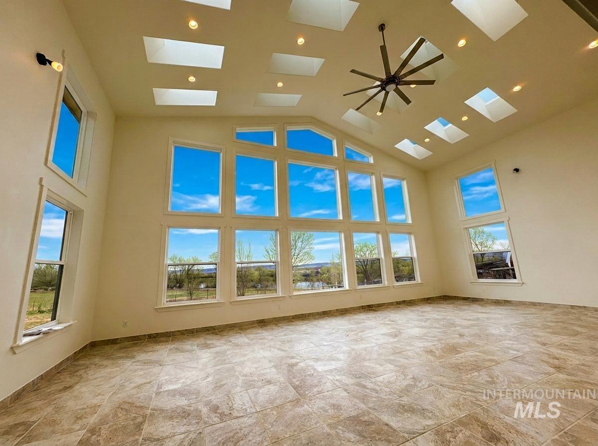 25792 River Road Property Photo 17