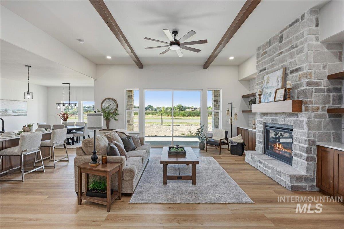2328 Cattail Drive Property Photo 8