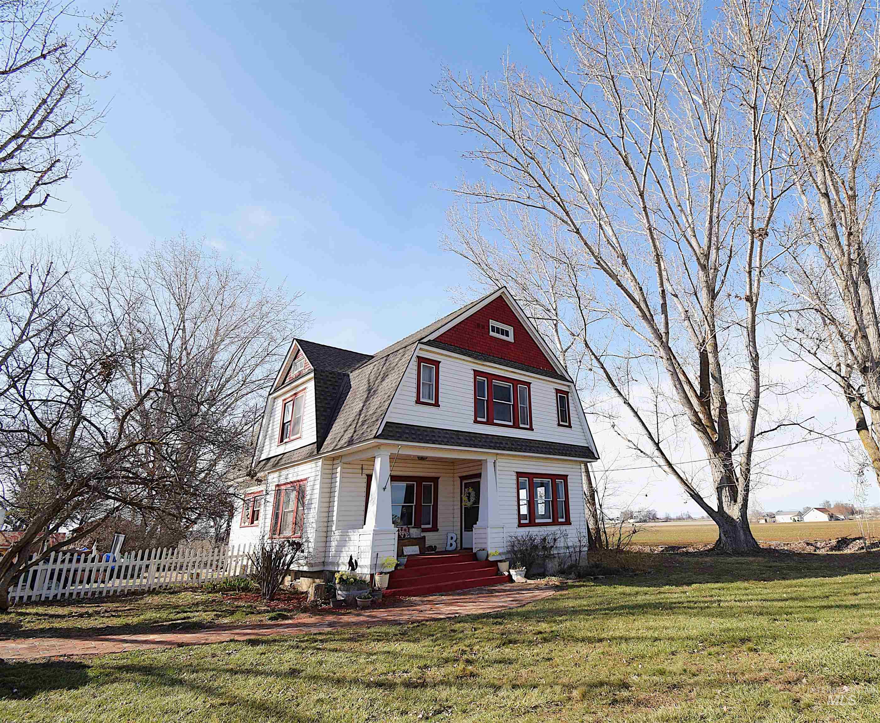 5367 Sand Hollow Road Property Photo 3