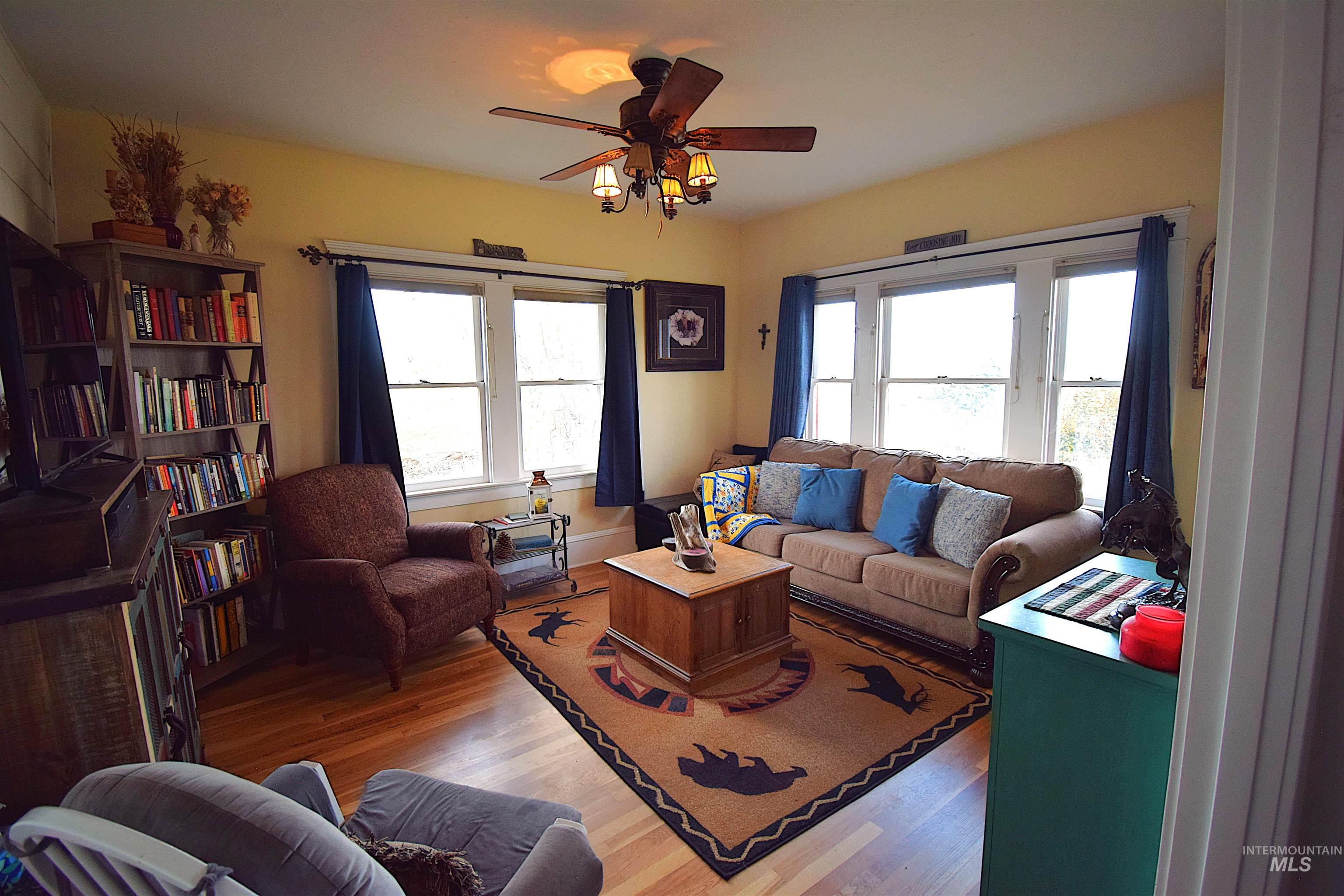 5367 Sand Hollow Rd Property Photo 15