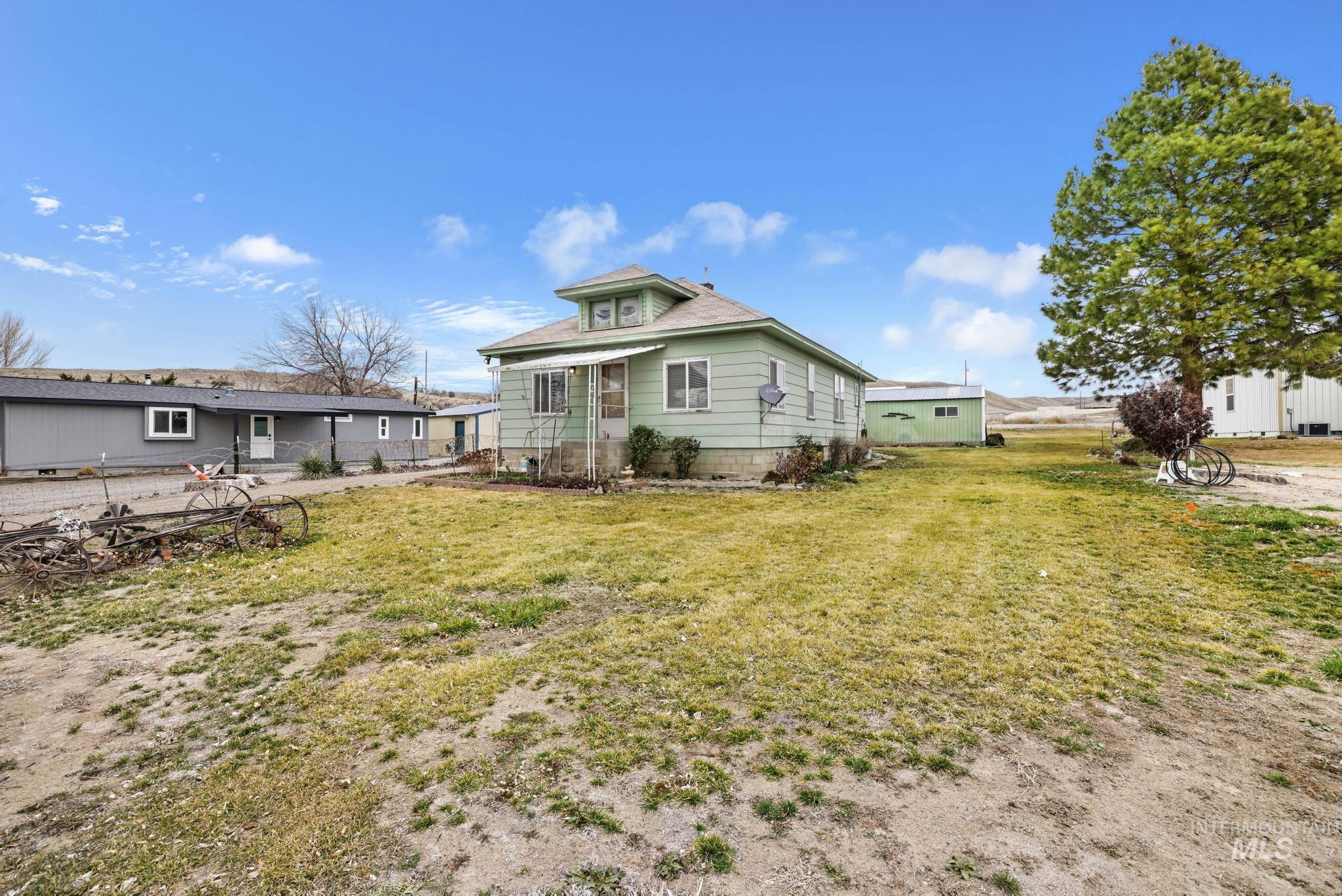 28572 Hyde Ave Property Photo 16