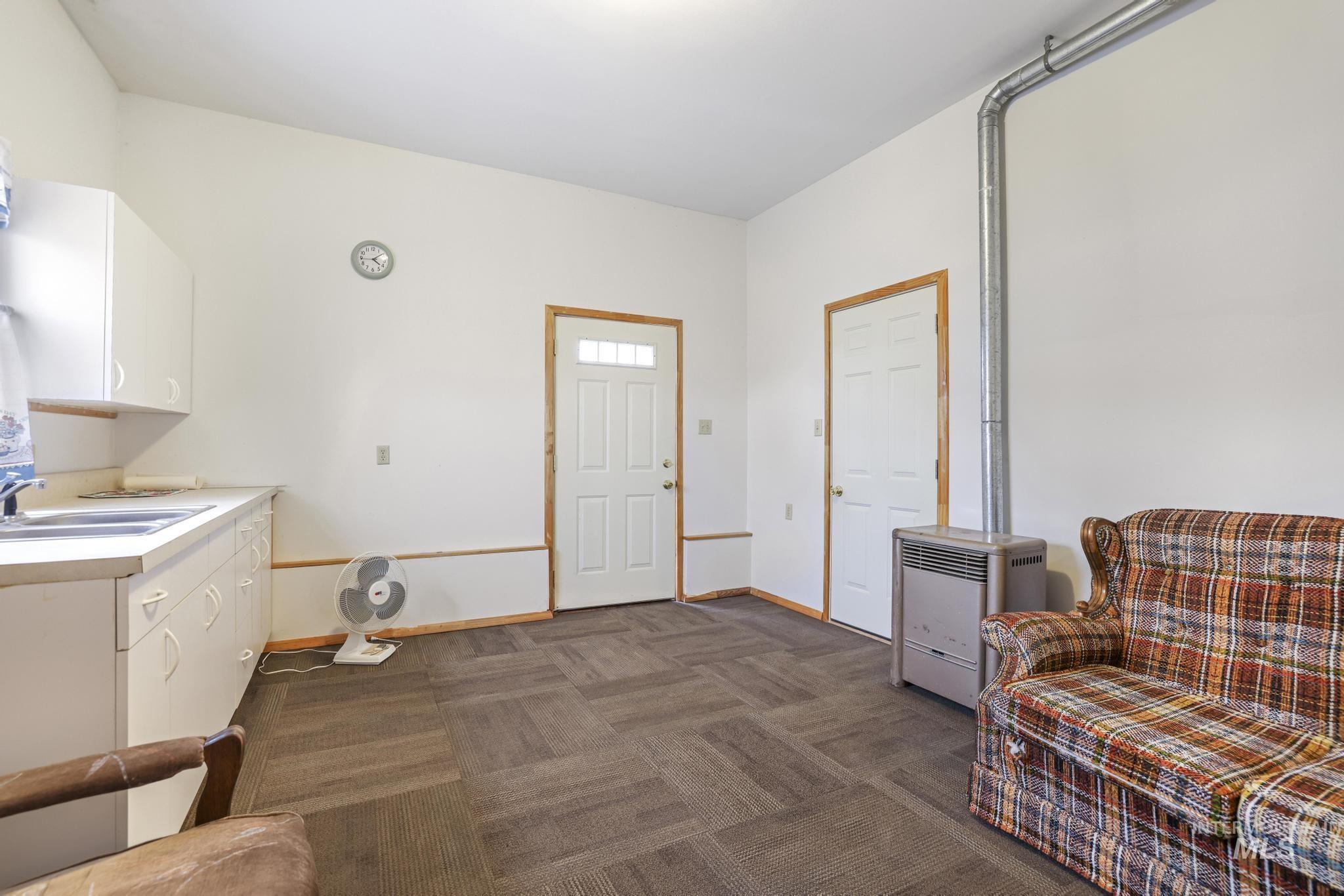 28572 Hyde Ave Property Photo 23