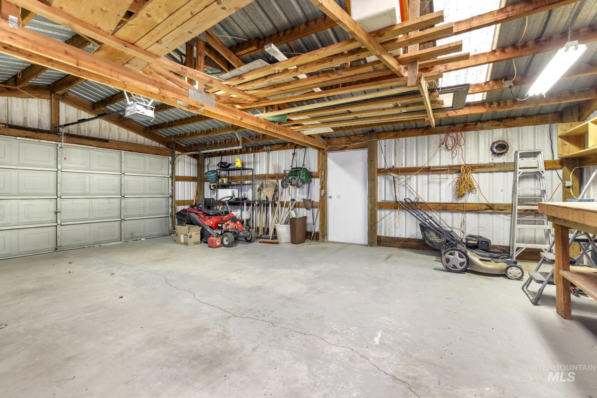 28572 Hyde Ave Property Photo 25