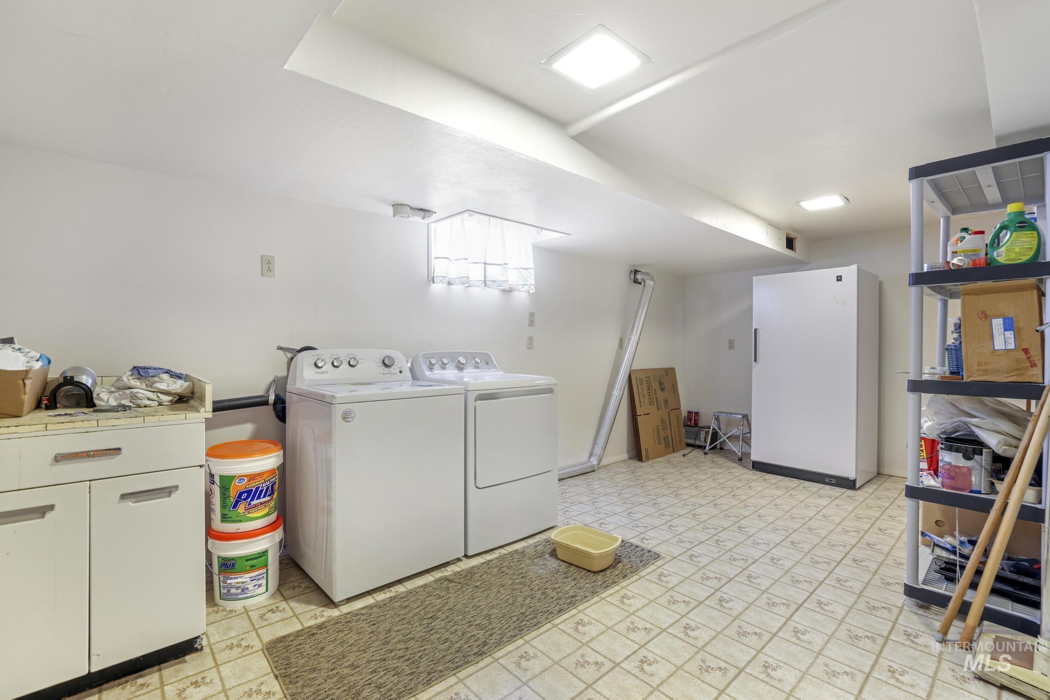 28572 Hyde Ave Property Photo 30