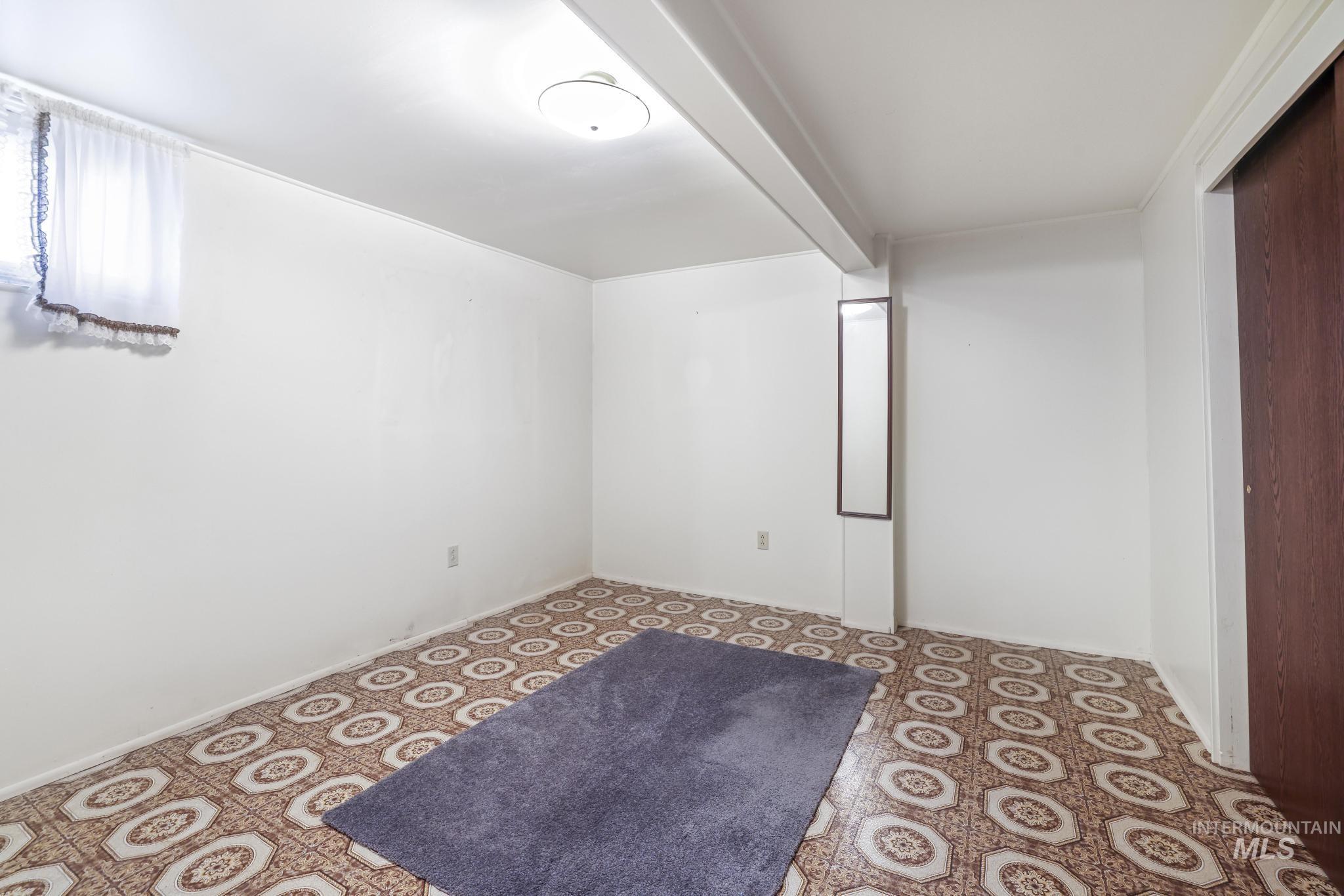 28572 Hyde Ave Property Photo 35