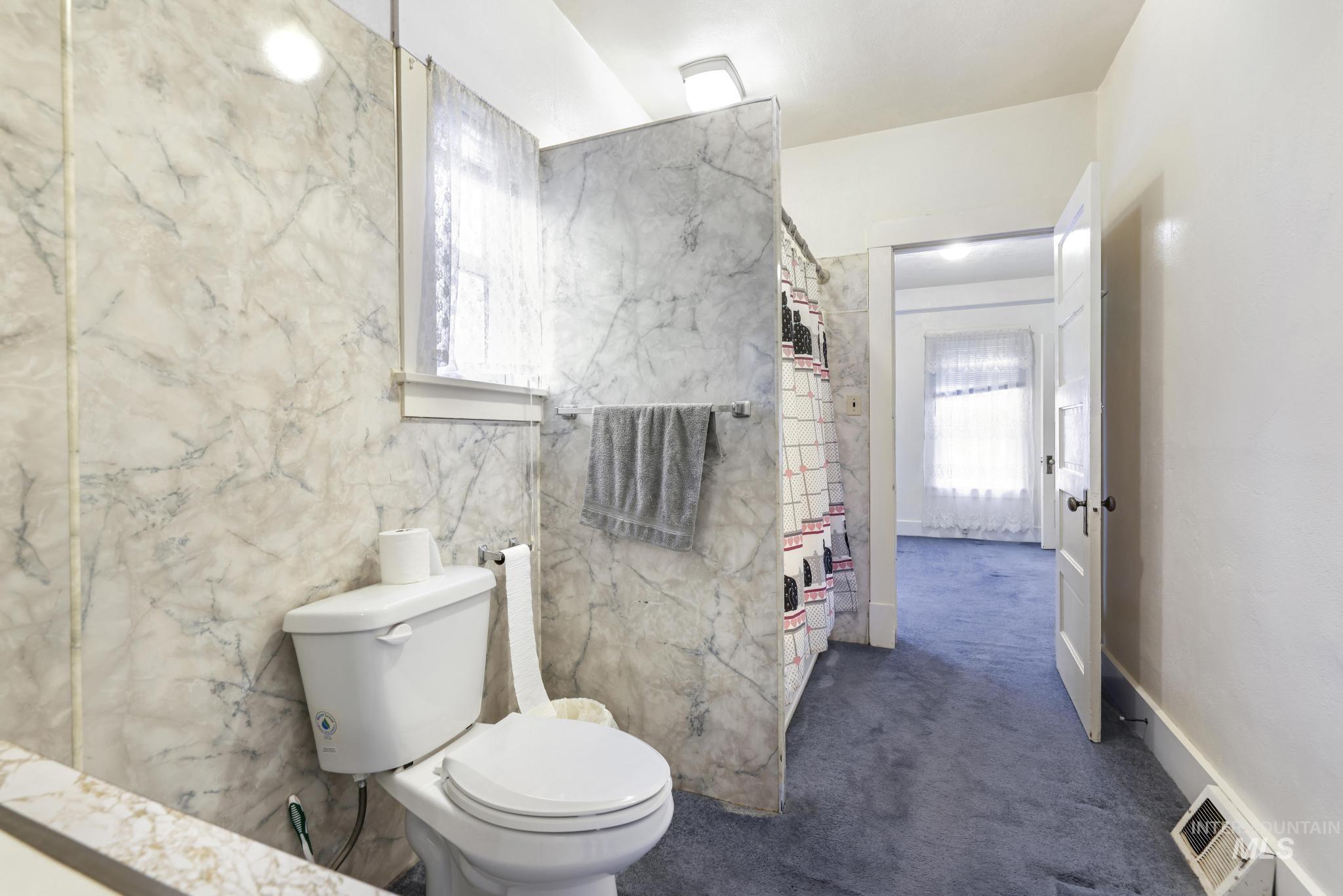 28572 Hyde Ave Property Photo 40