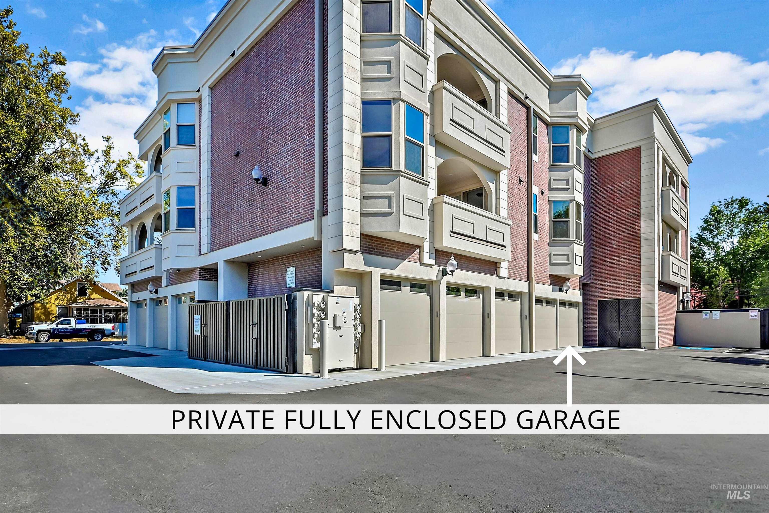79 E Aikens Street Property Photo 10
