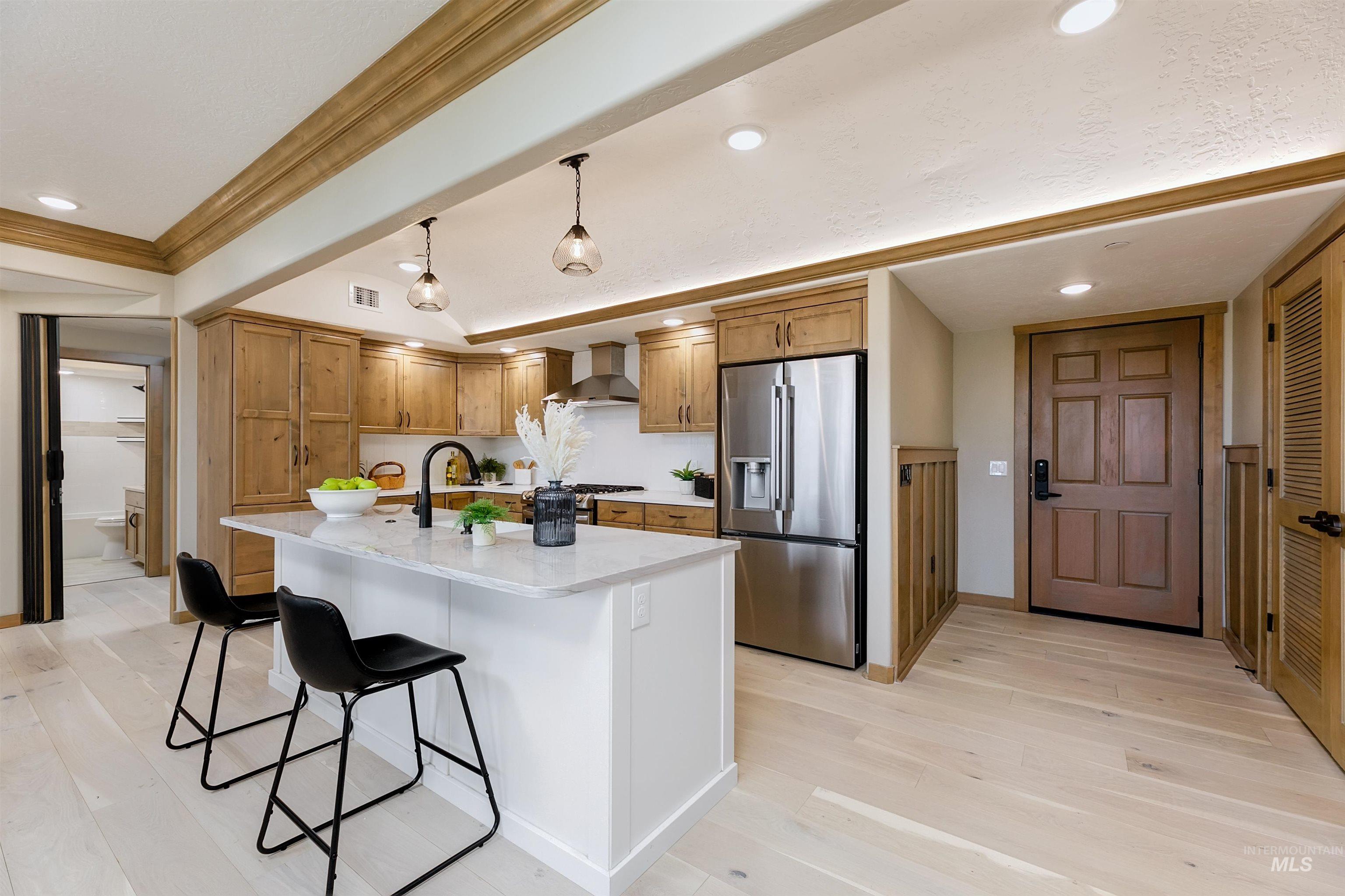 79 E Aikens Street Property Photo 13