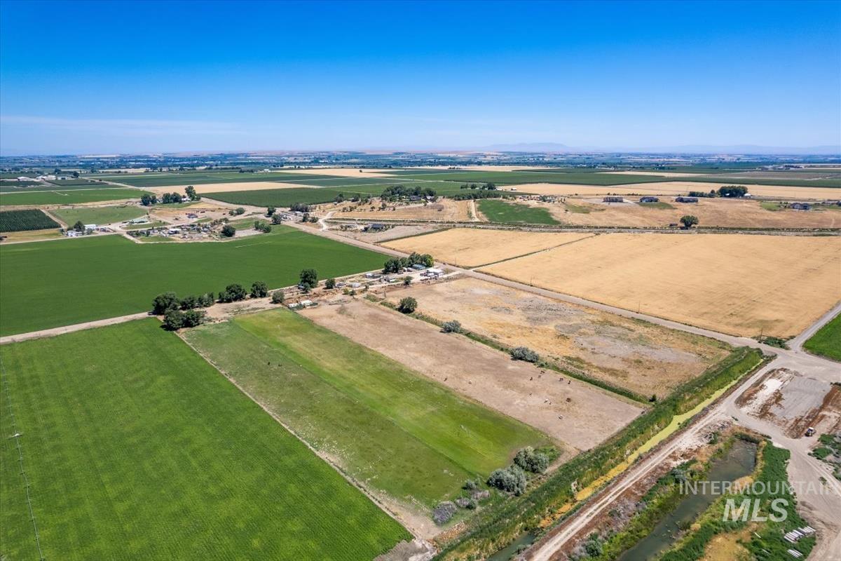 Stephen Lane Property Photo 14