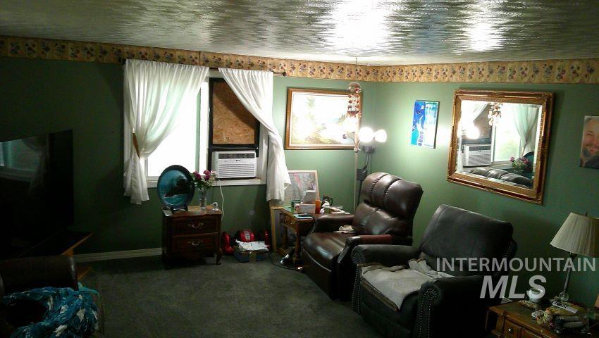 1205 Lawndale Dr. Property Photo 7