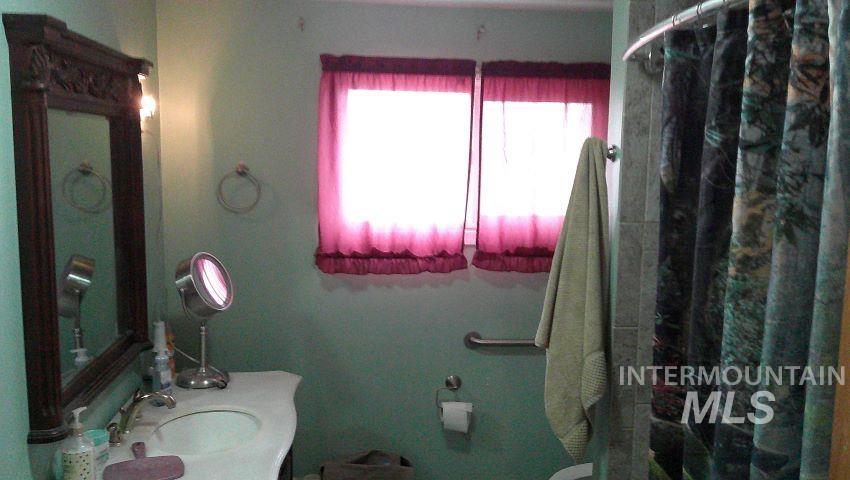1205 Lawndale Dr. Property Photo 22