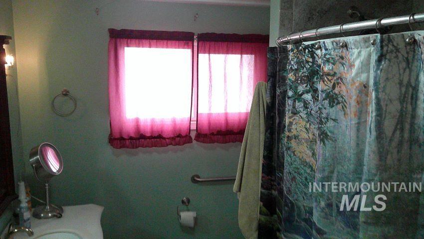 1205 Lawndale Dr. Property Photo 23